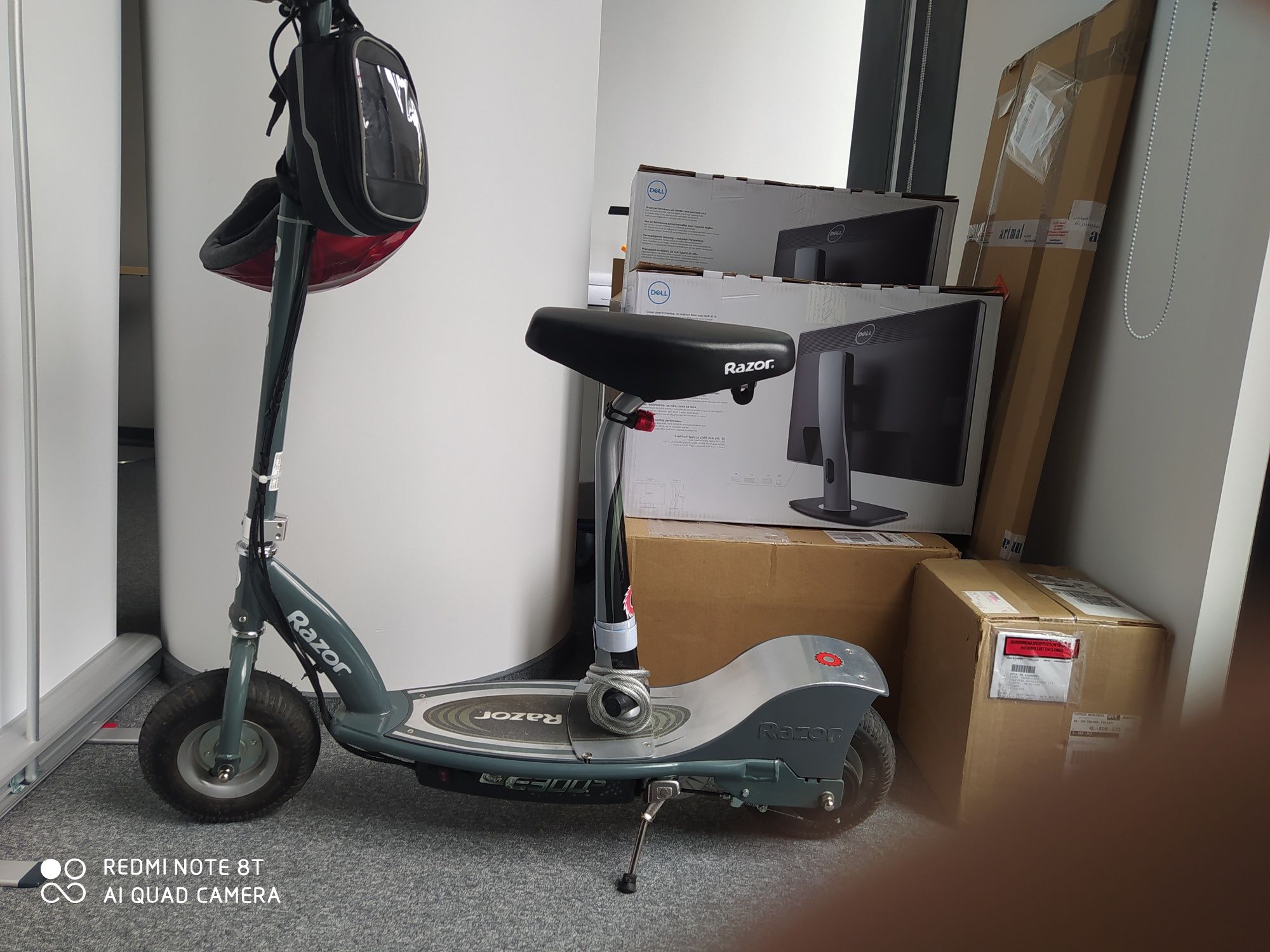 Hulajnoga electric Scooter RAZOR E300S