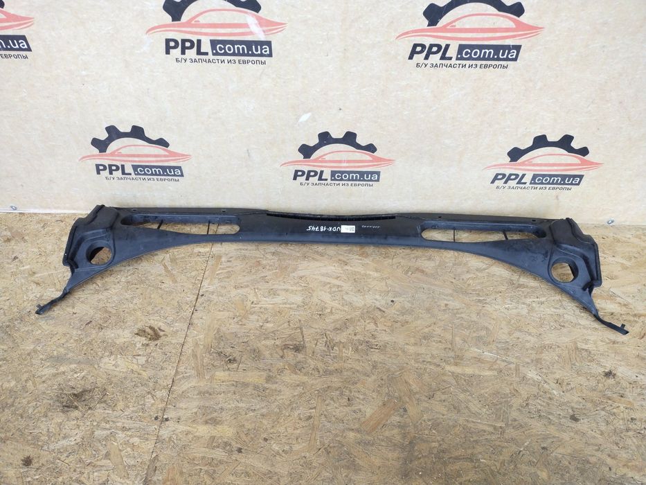 Ford Transit Connect Mk2 13-21 пластик под лобовое стекло жабо