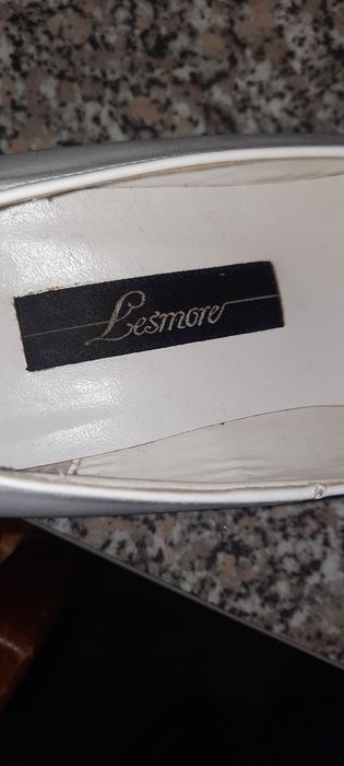 Туфлі жіночі модельні Lesmore Італія в гарному стані