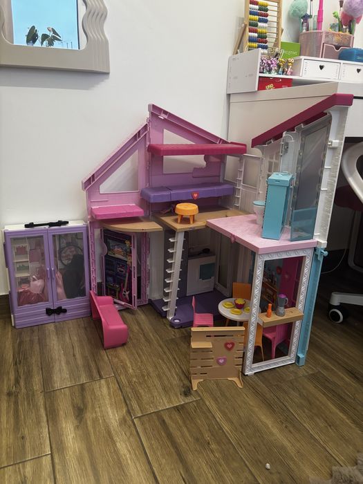 Domek dla lalek barbie