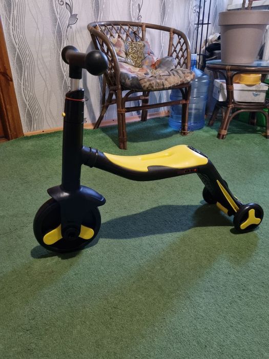 Самокат 3 в 1 (велосипед,беговел)