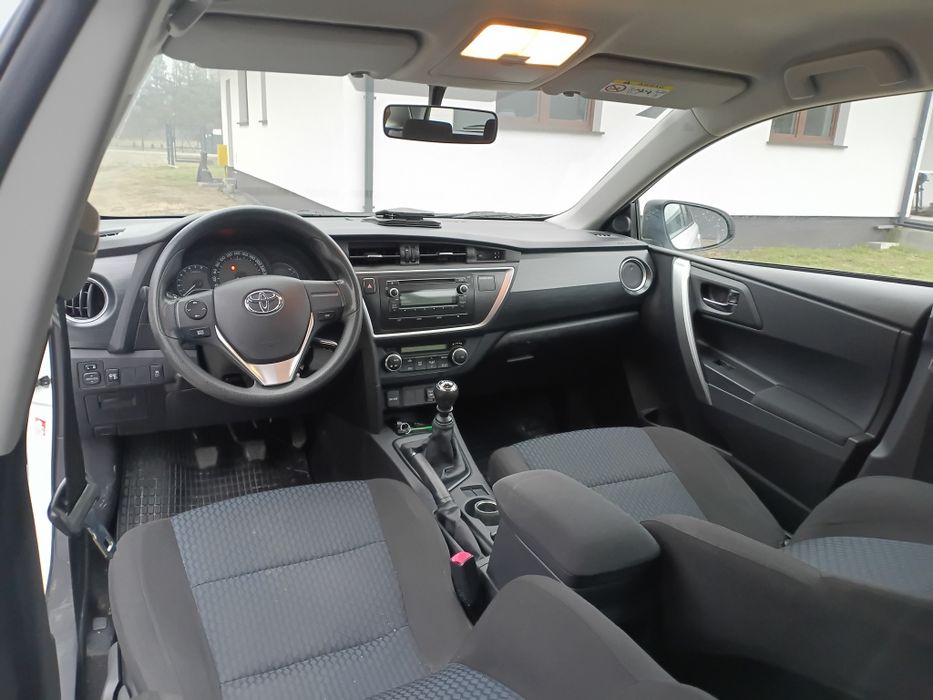 Piękna Toyota Auris 1.3 Benzyna