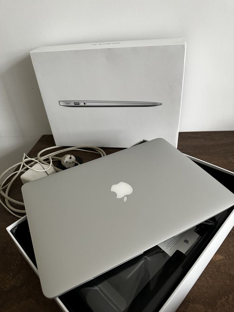 MacBook Air 13 ноутбук
