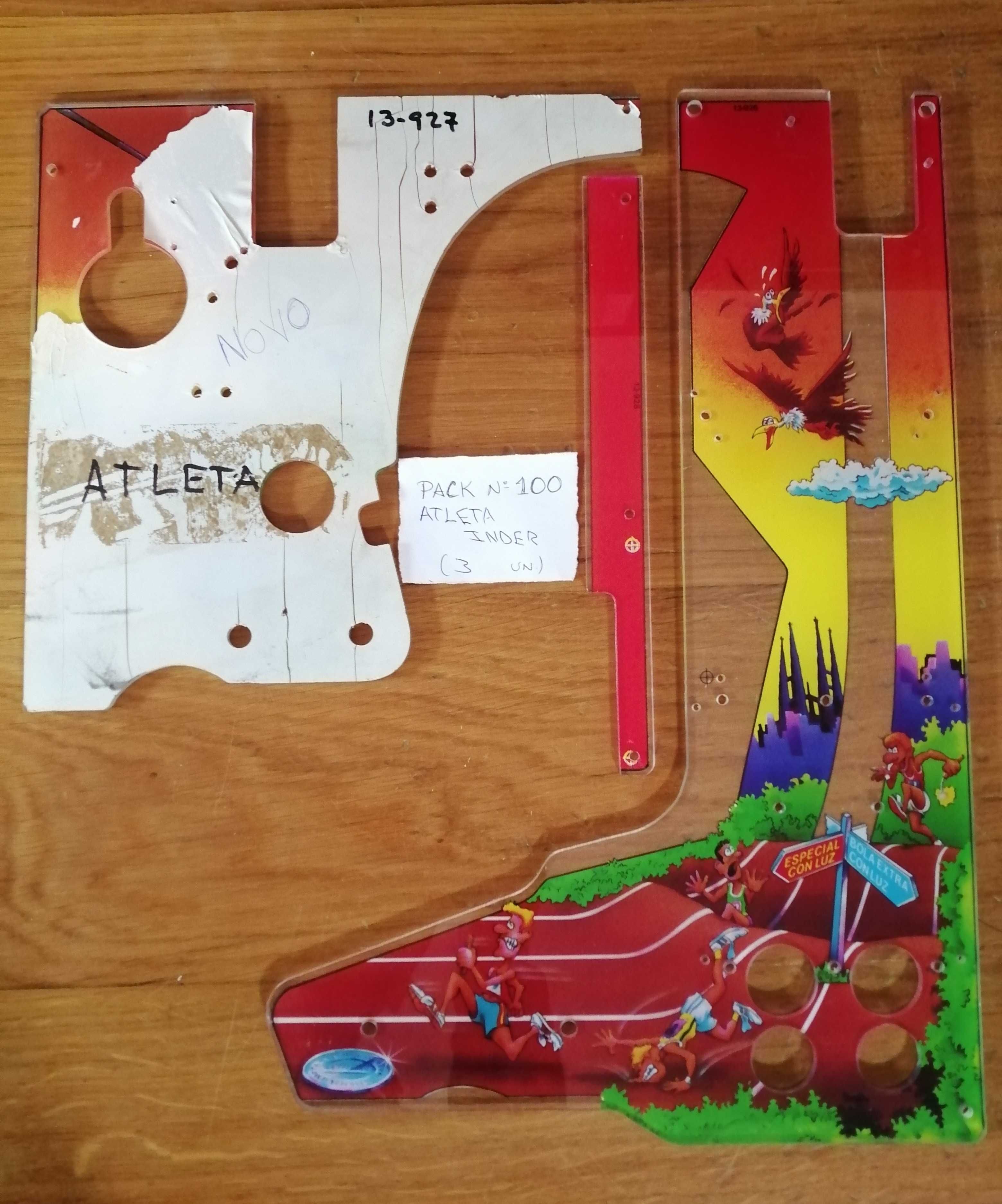 FLIPPERS / PINBALLS - ATLETA Decorativos de Tabuleiro e Outros