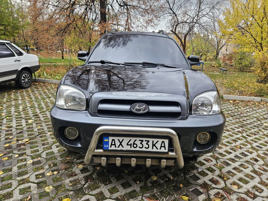 Автомобиль хюндай сантафе