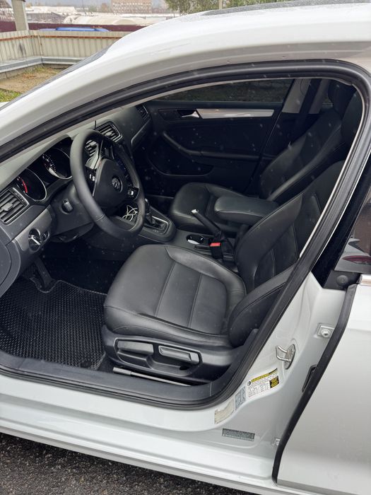 Продам Volkswagen Jetta 6 2016