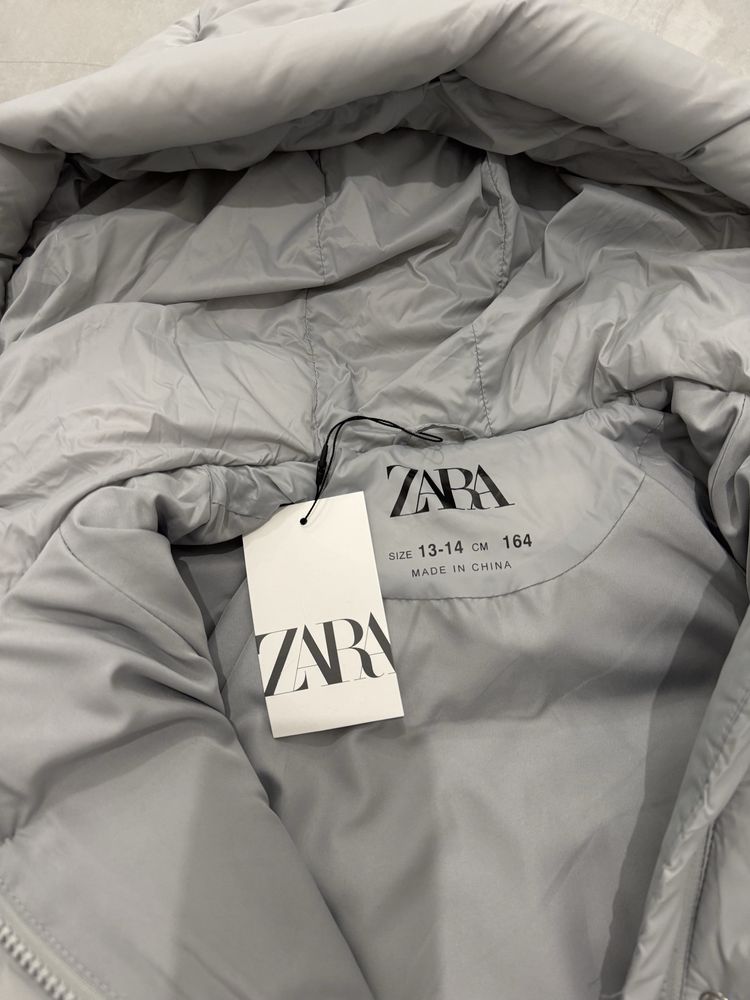 Продам куртку Zara