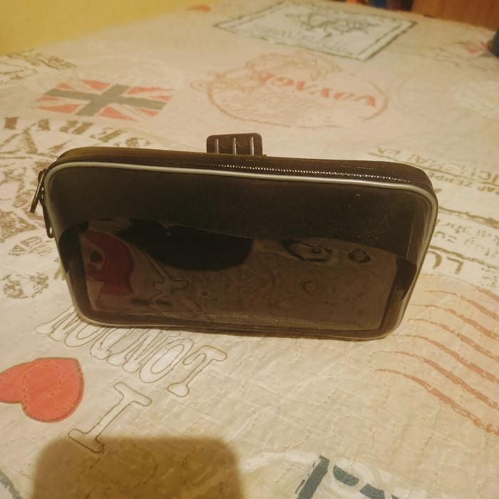 Wodoodporny pokrowiec na kierownicę smartfon