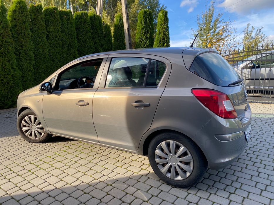 Opel Corsa 1,4 benzyna 100KM możliwość zamiany bezwypadkowy