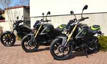 QJmotor SRK 125 S ABS Bagażnik, TFT Prawko B / A1  Puck Reda Hel