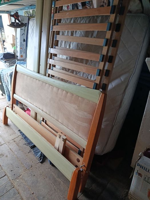 Кровать двуспальная