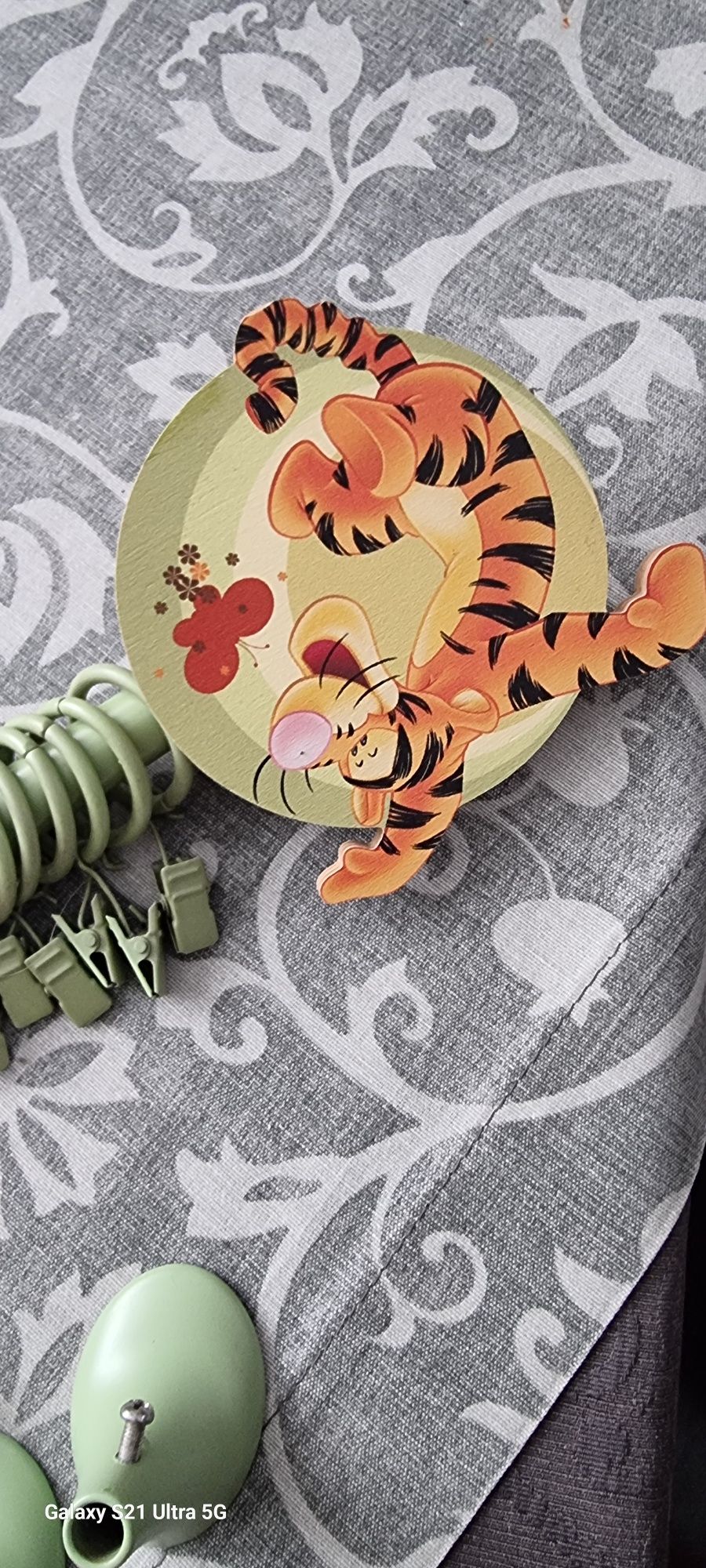 Karnisz Disney motyw z Kubusia Puchatka tygrysek