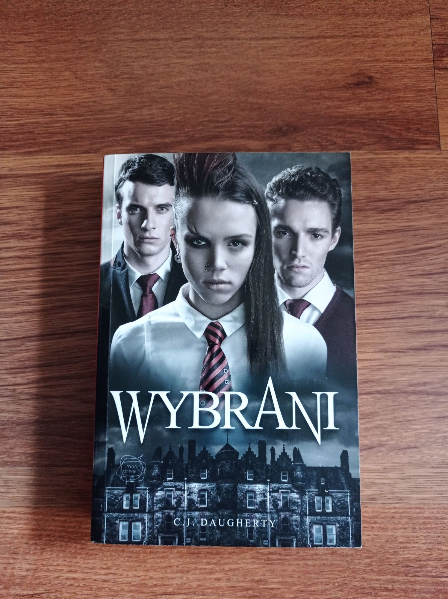 Wybrani C. J. Daugherty