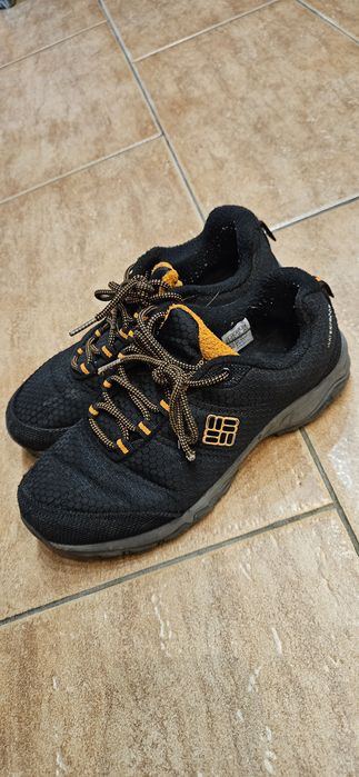 Утеплені кросівки для підлітка