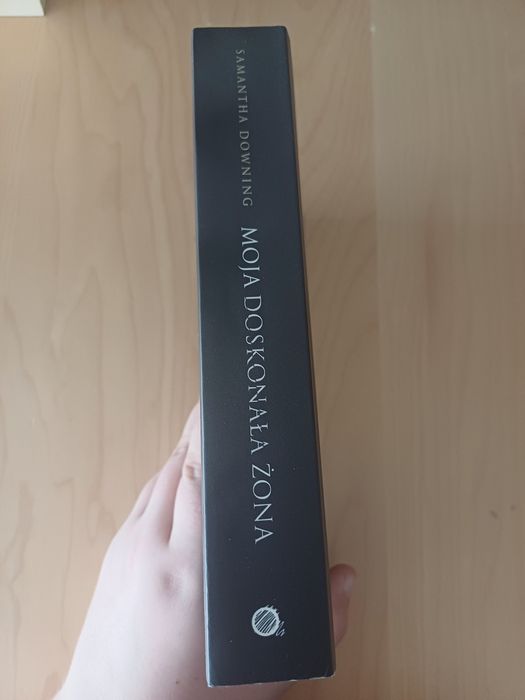 Książka „moja doskonała żona"