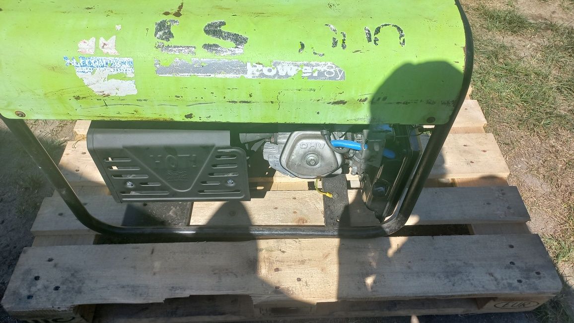 Pramac es 8000 avr