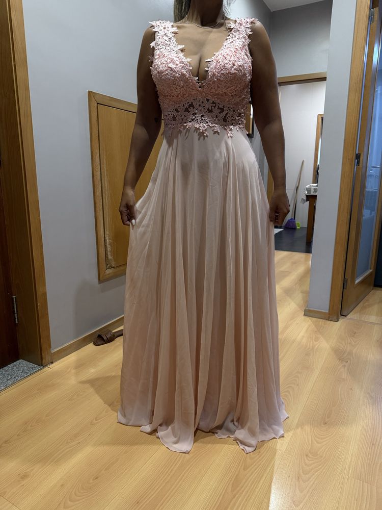 Vendo vestido lindissimo de cerimonia