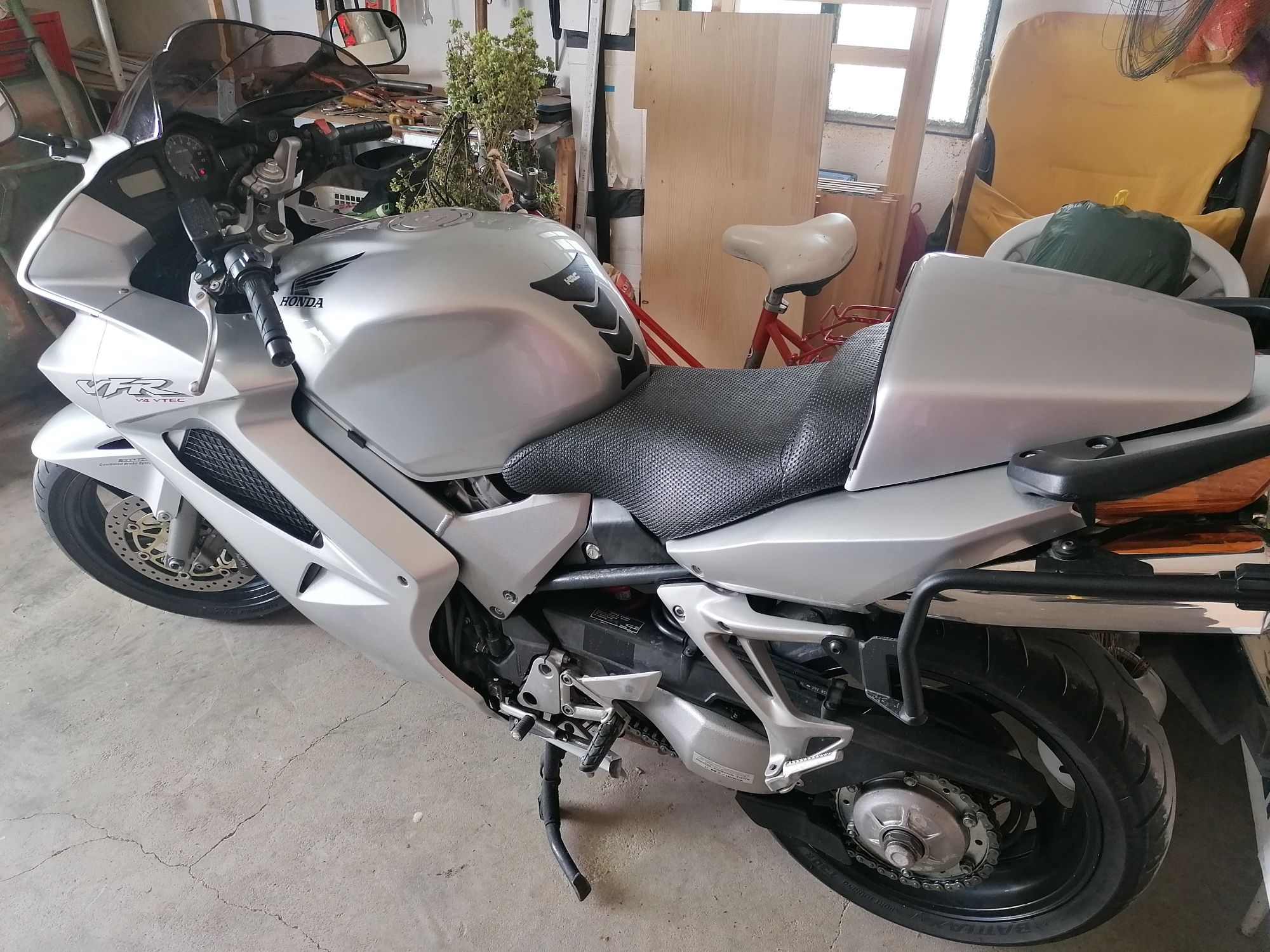 Honda VFR 800 Vtec