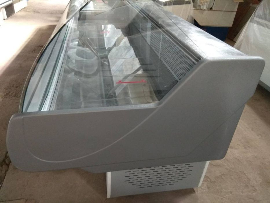 Холодильная витрина Невада 2,5 м (Технохолод) Б\у