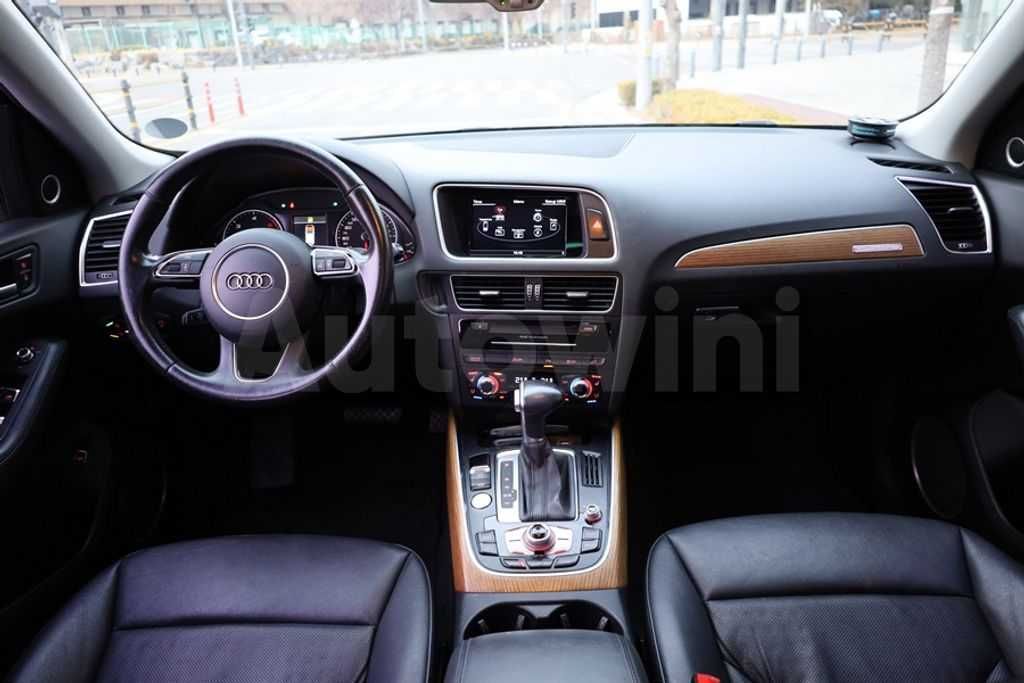 AUDI Q5 / Дизель /  З ПДВ