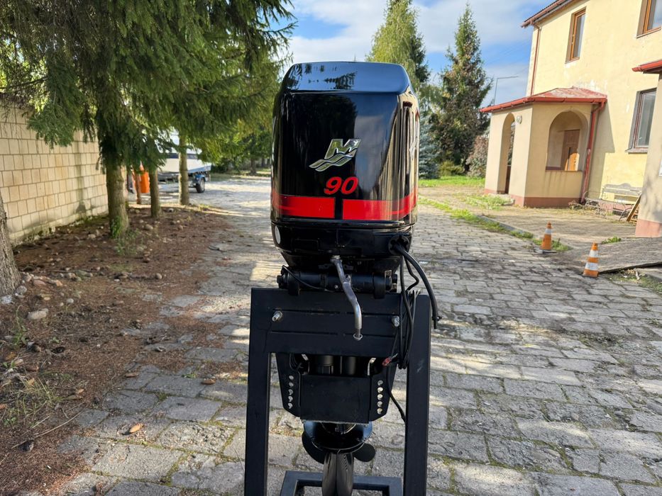 Silnik zaburtowy Mercury 90 4T