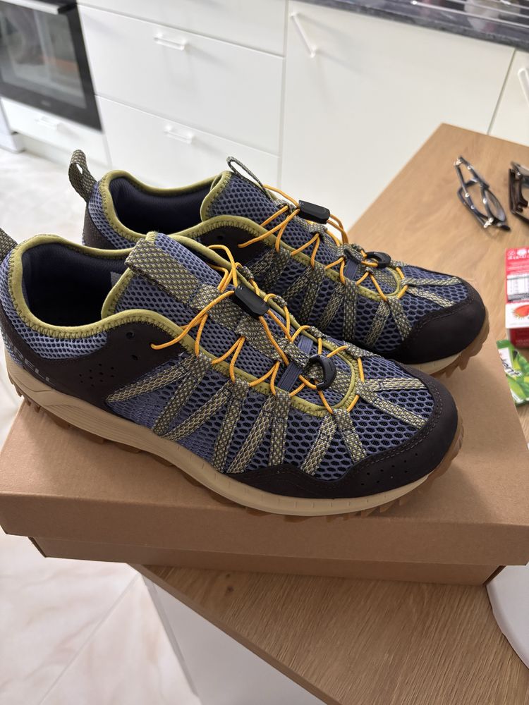 Tenis merrel novos