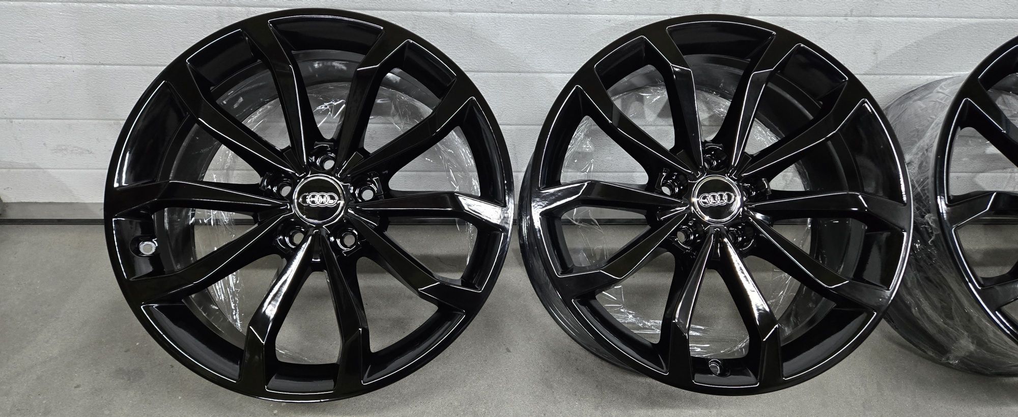 18 5x112 OEM Audi a3 a4 b7 b8 b9 a5 a6 c6 c7 c8 Q3 Q5 po renowacji