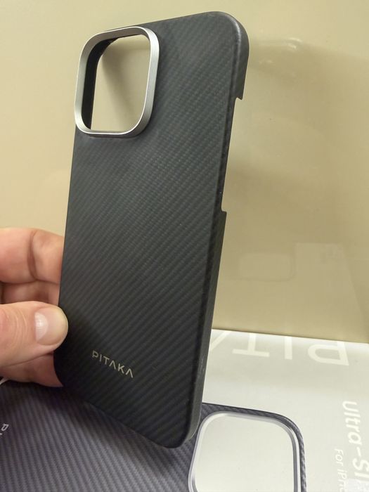 Чехол iphone 16 pro max Pitaka карбон