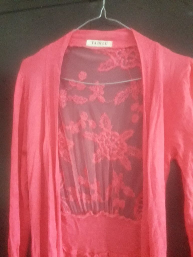 Vende se Casaco rosa