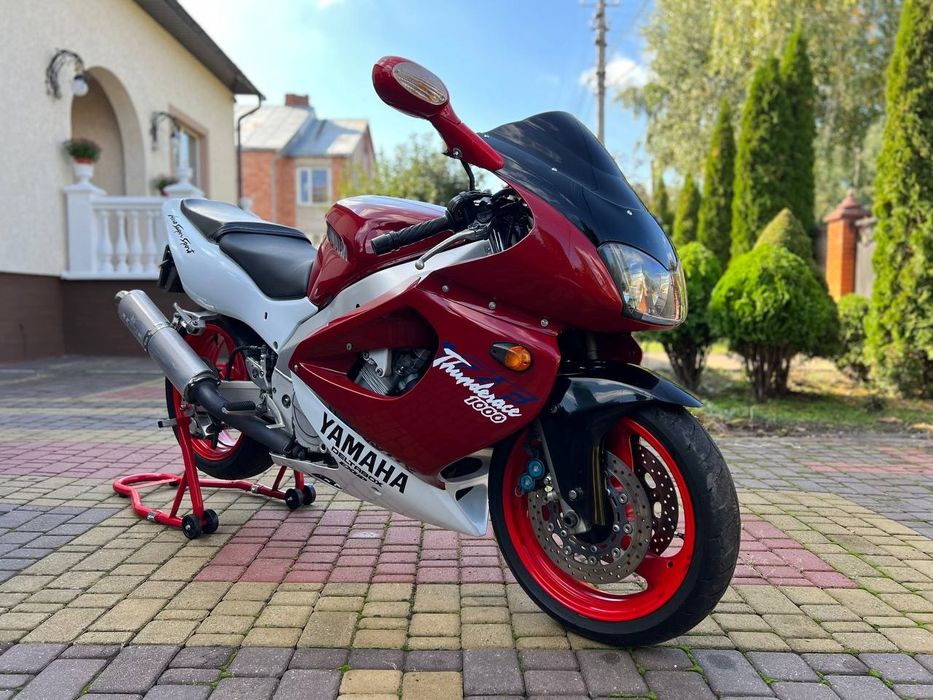 Yamaha yzf 1000r