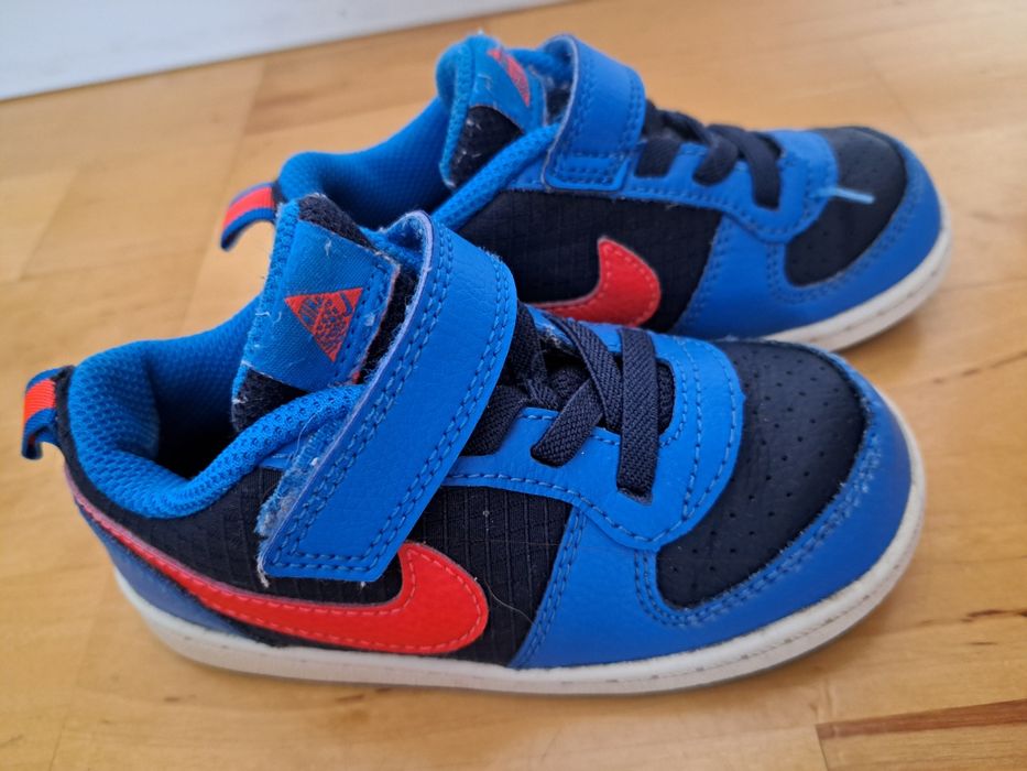 Buty nike chłopięce r.25