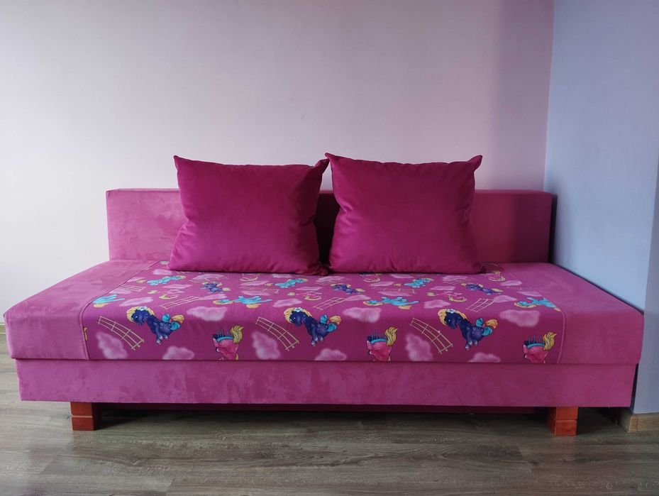 Kanapa dla dziewczynki