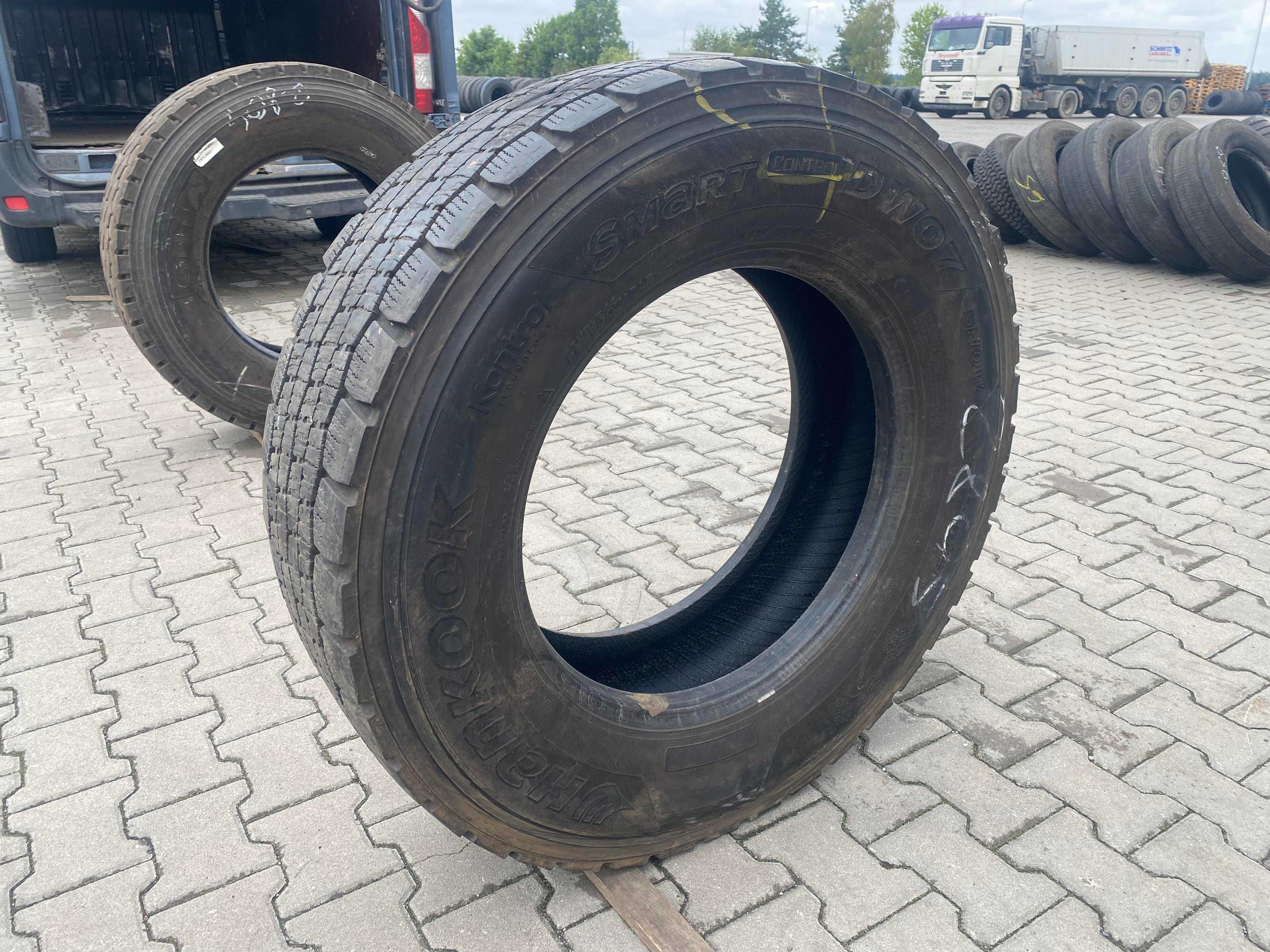 Opona 315/70R22.5 HANKOOK SMART CONTROL DW07 Napędowa SNOW 9-11mm
