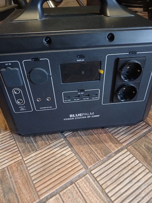 Продам зарядну станцію Powerstation BLUEPALM BP-S2000F 2240 Wh 2400W