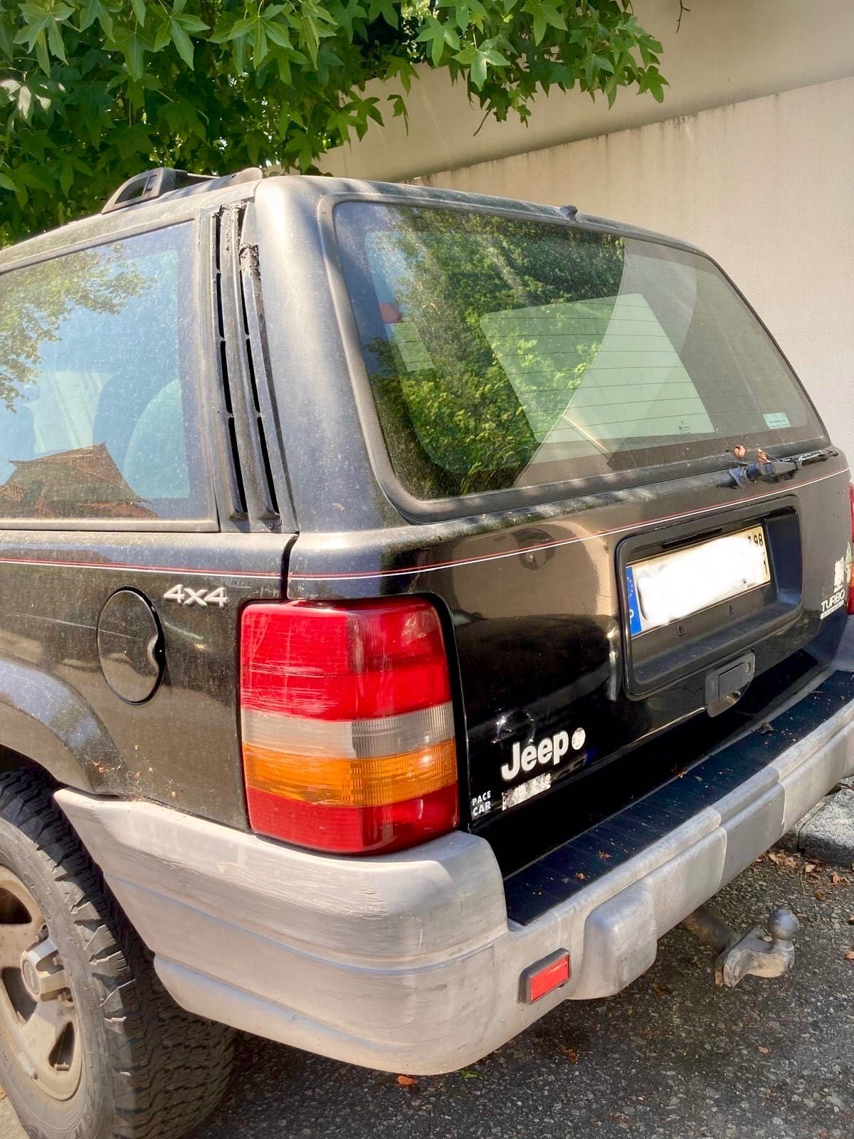 Jeep Grand Cherokee 2.5 TD Laredo