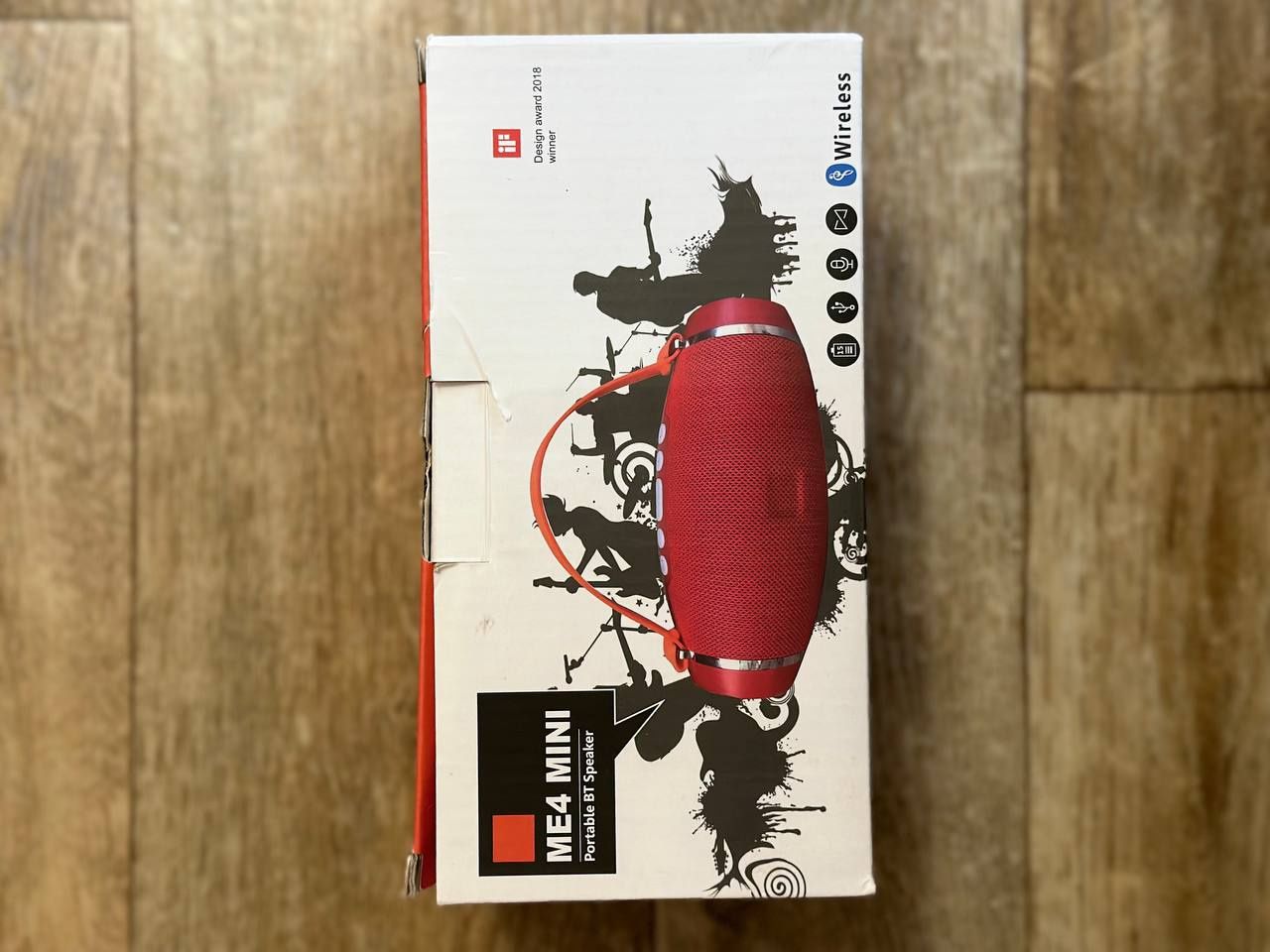 Продам портативную колонку JBL