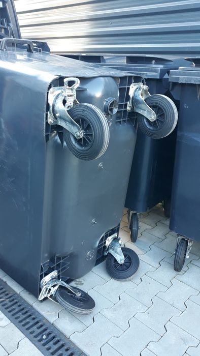Kosz na śmieci pojemnik na odpady 660 litrów mniejszy 1100 FV