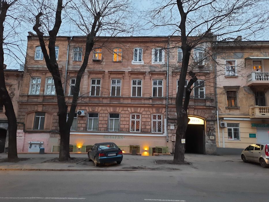 Хостел, готовий бізнес на вул. В.Корженка(Осипова)