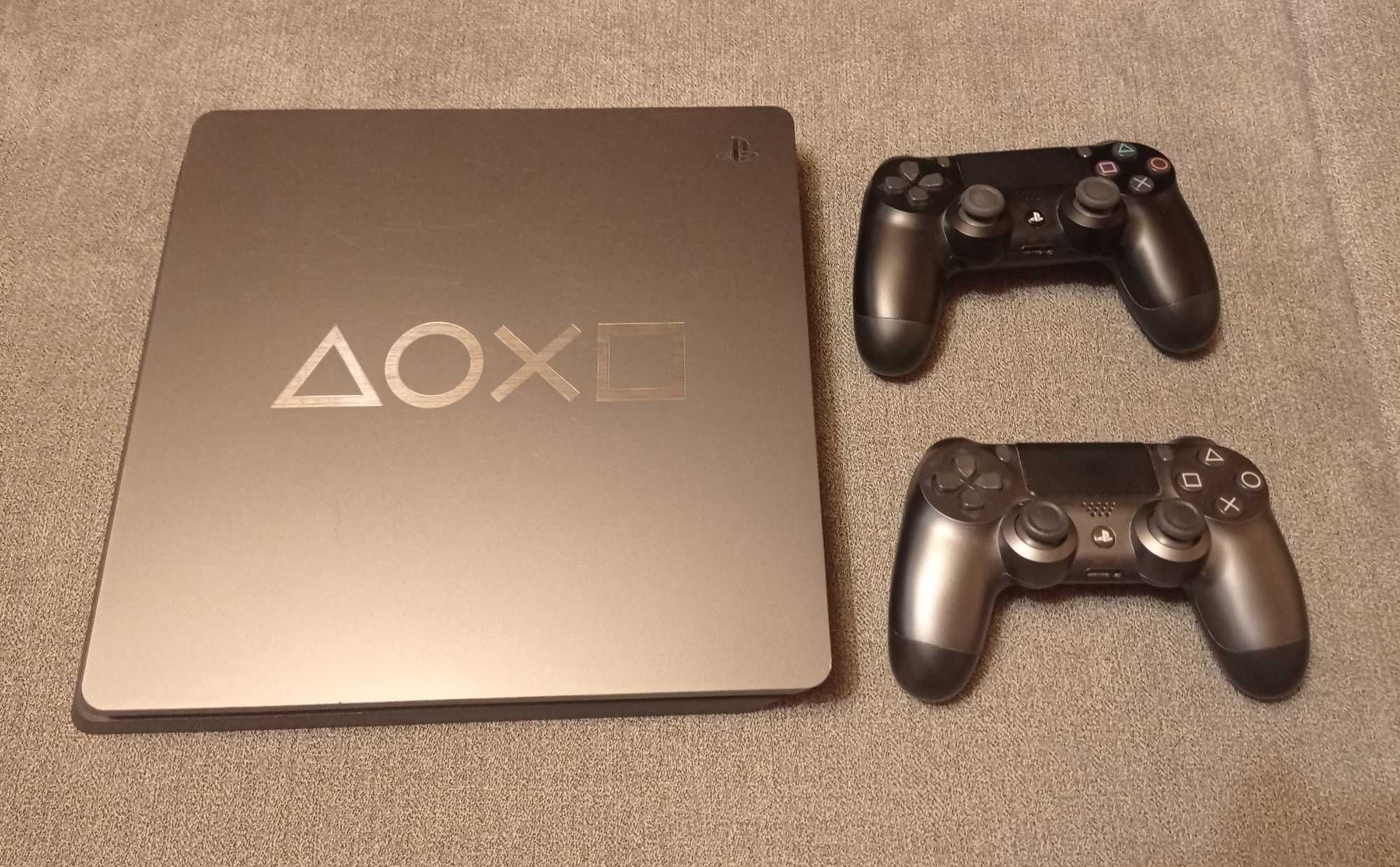 Konsola PS4 Slim 1TB: Days of Play Limited Edition