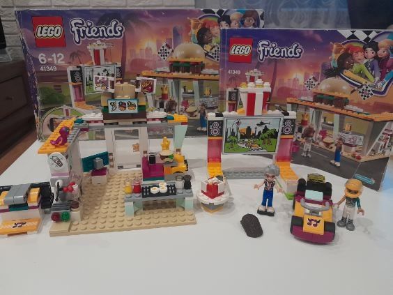 Klocki LEGO Friends Wyścigowa Restauracja 41349