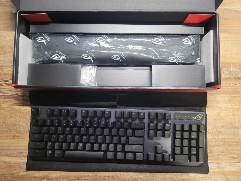 ASUS ROG Strix Scope NX Wireless Deluxe