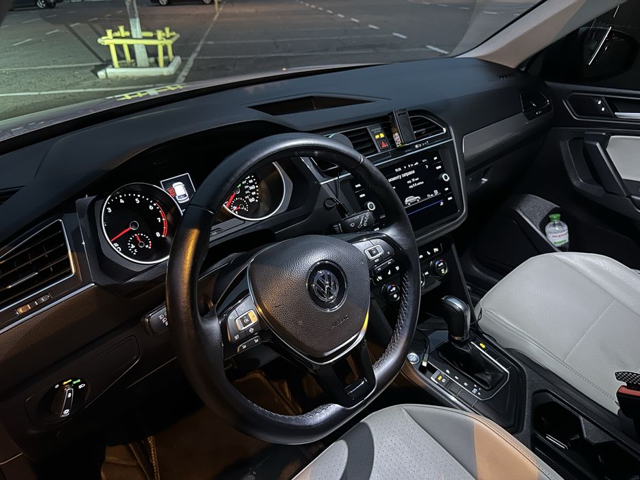Продам власний автомобіль , Volswagen Tiguan