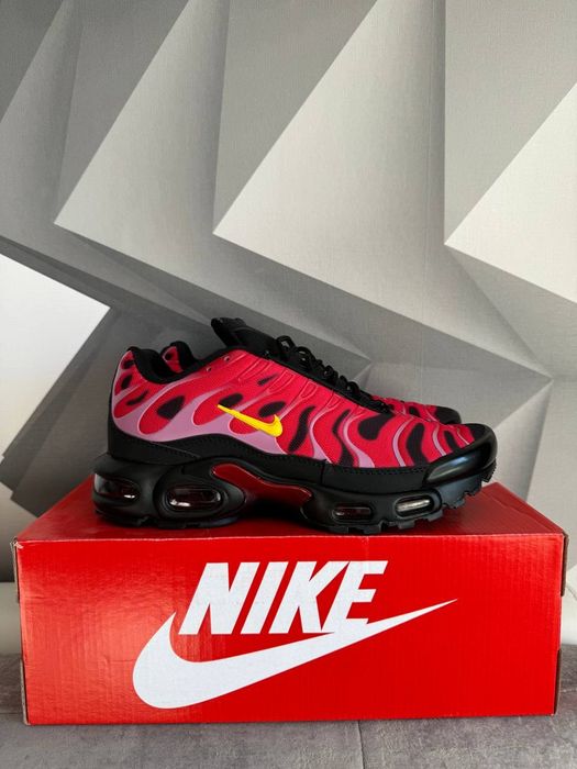 Кросівки Nike Air Max Plus TN Supreme