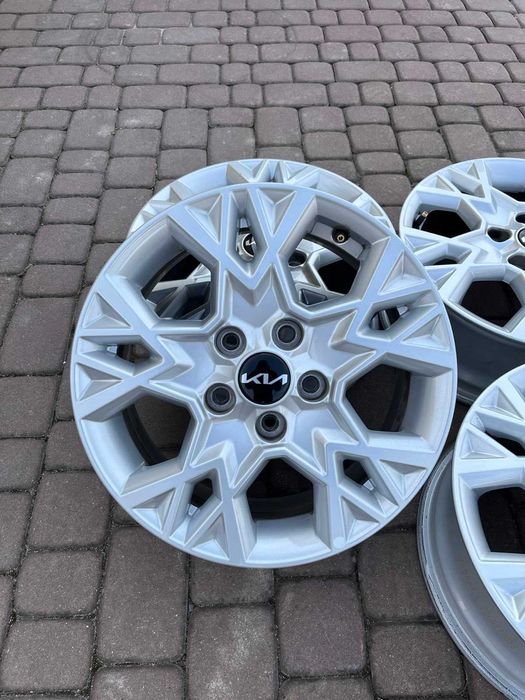Oryginalne alufelgi Kia 5x114,3 16 cali Ceed Optima Carens NOWY MODEL