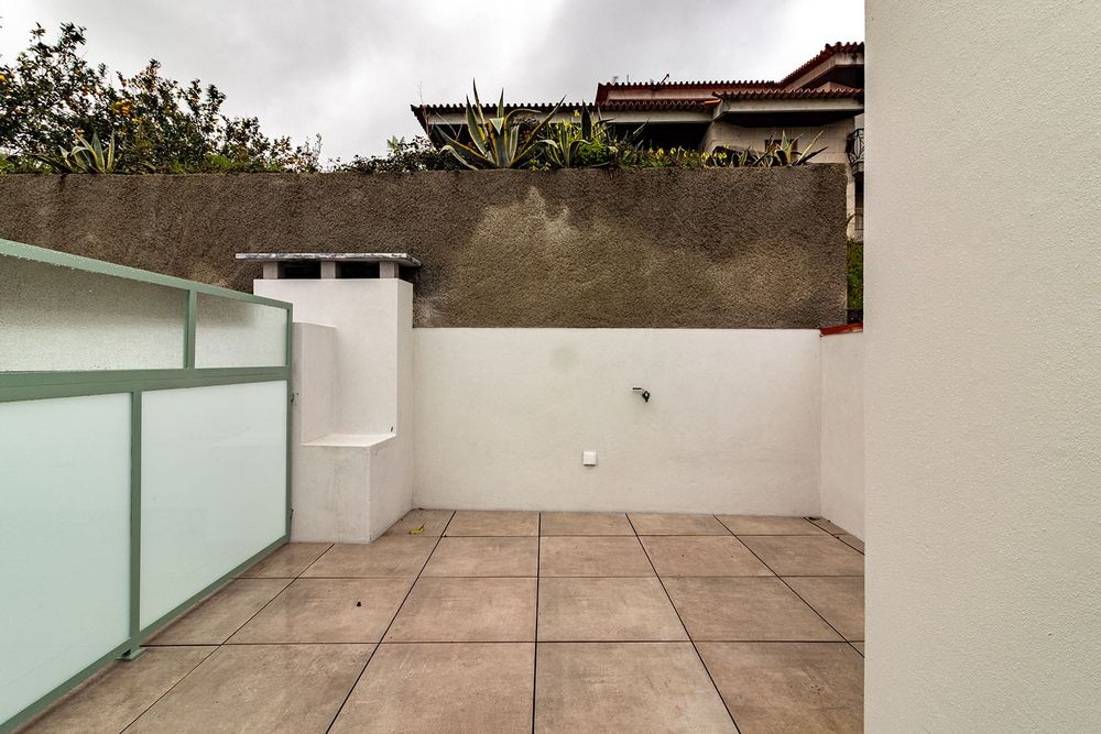 Apartamento T1 para arrendar - Mesão Frio - Guimarães