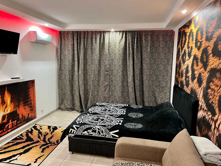 посуточно + почасово, своя без посредников ТРОЕЩИНА