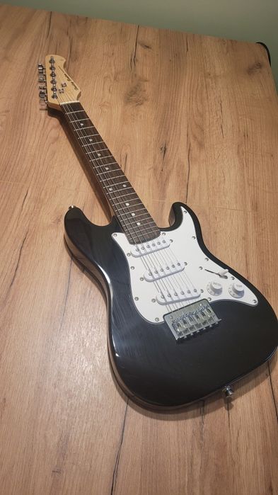 Gitara elektryczna Harley Benton St Junior Bk 1/2