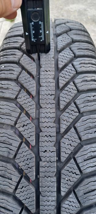 Sprzedam opony zimowe 4 szt. Semperit 165/60 R15