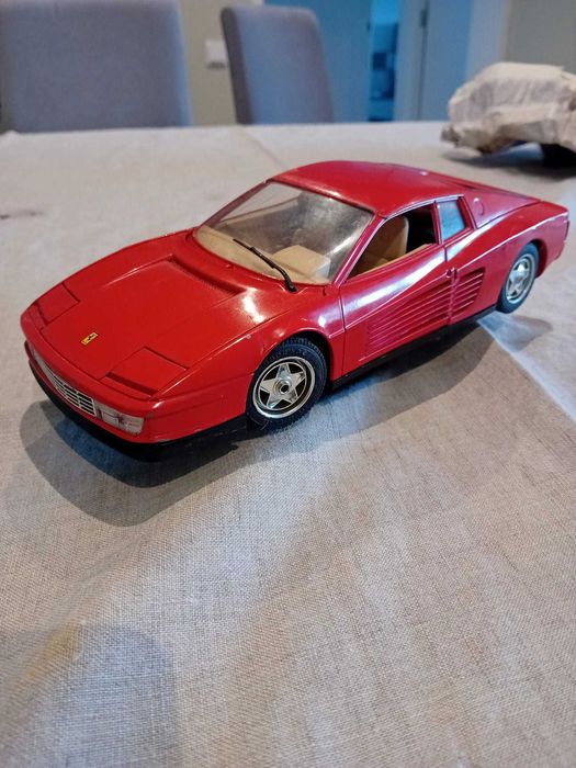 Carro de coleção Burago