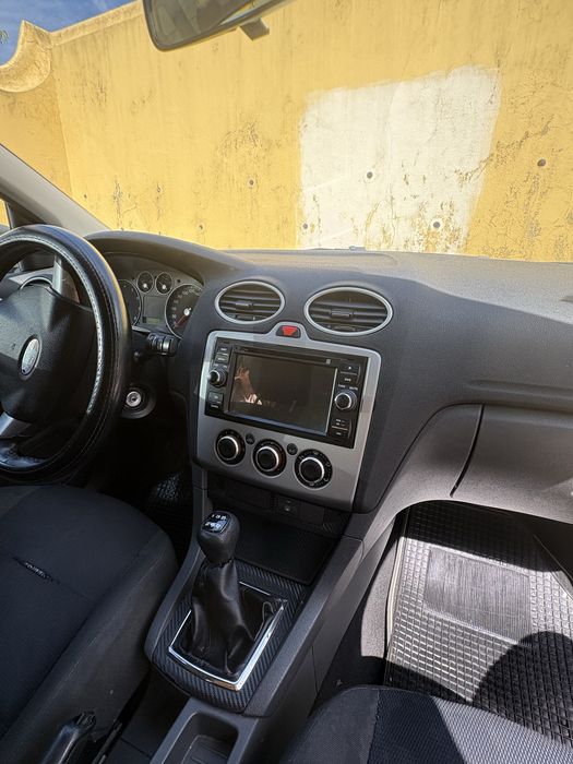 Ford Focus 2006 cinza